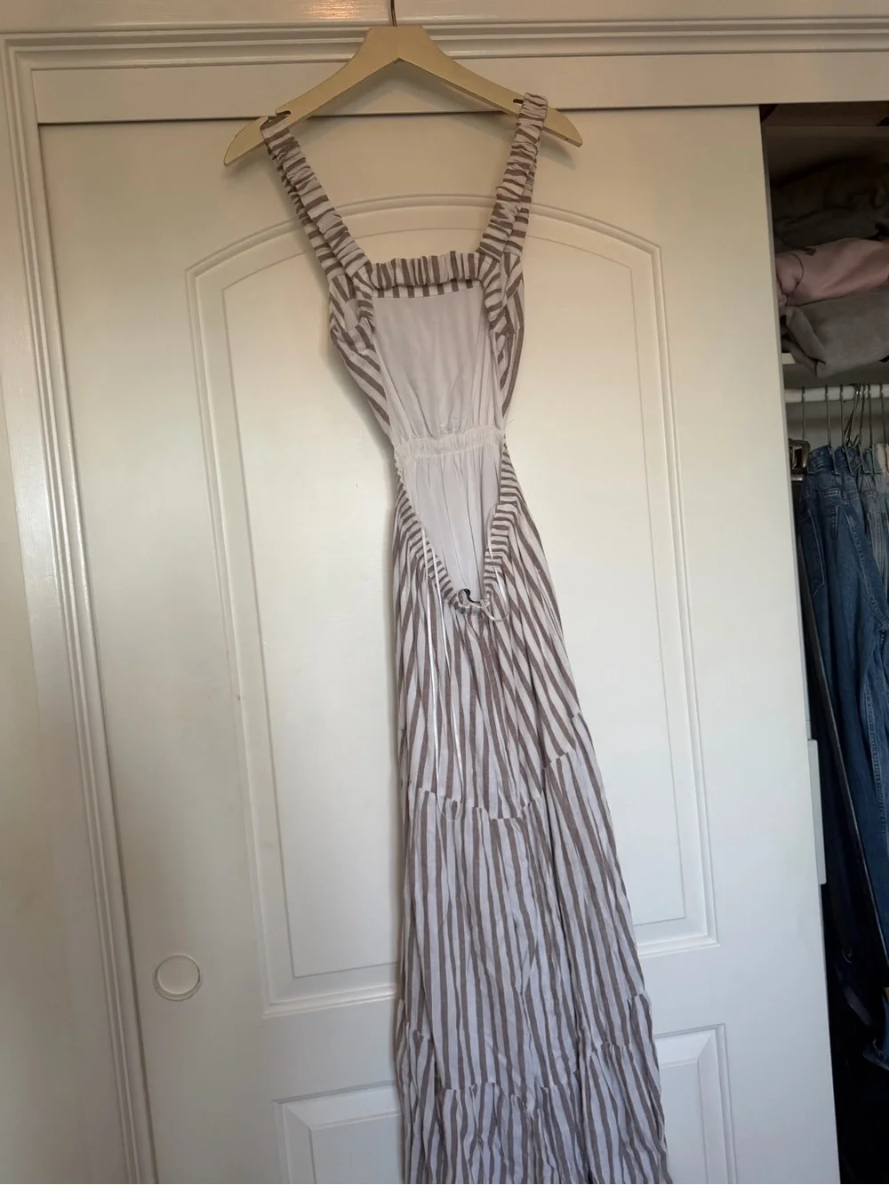 Abercrombie & Fitch Taupe and White Striped Sleeveless Maxi Dress