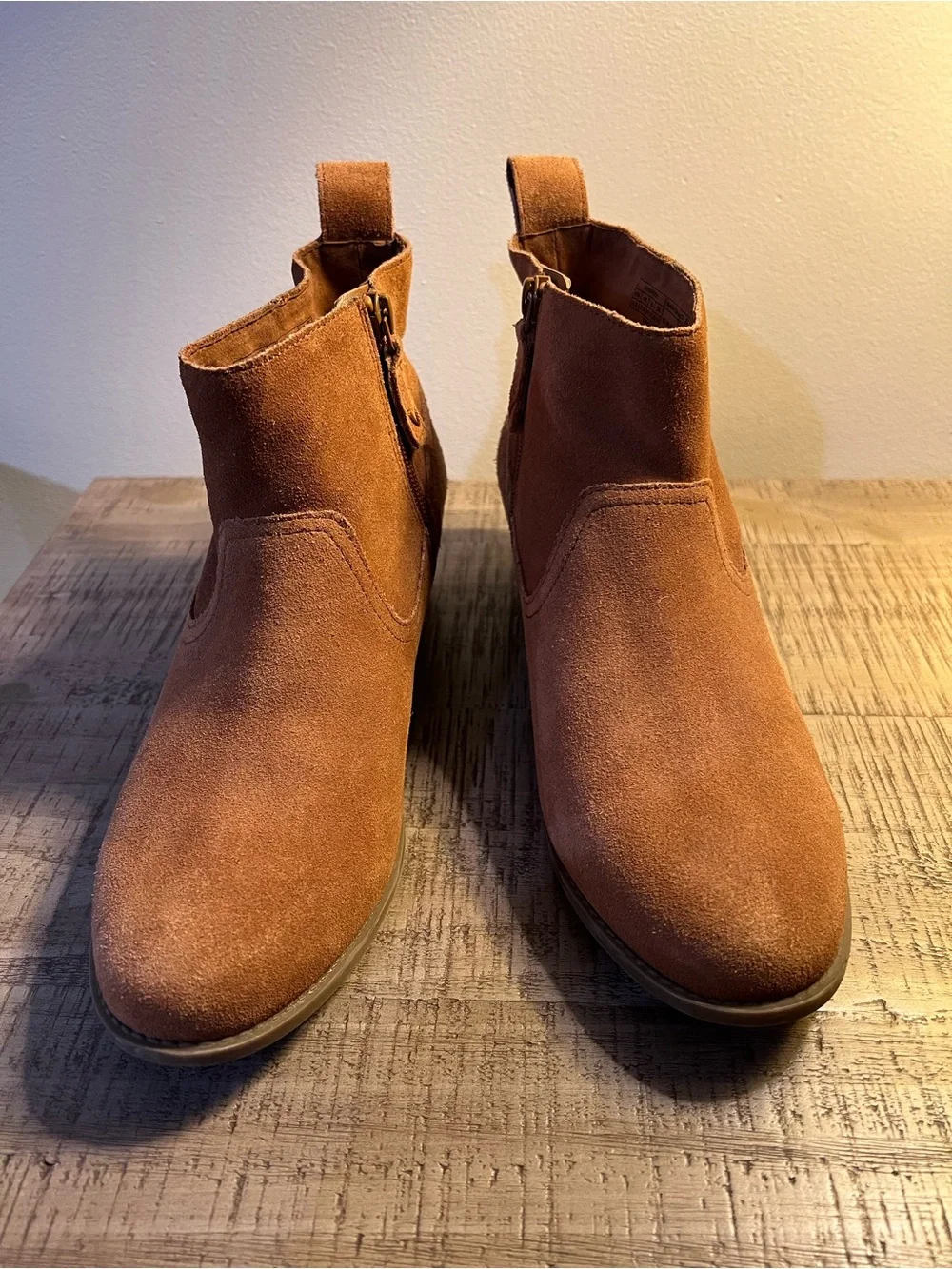 Vionic soft suede