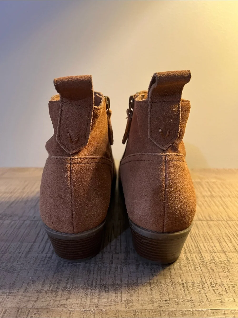 Vionic soft suede