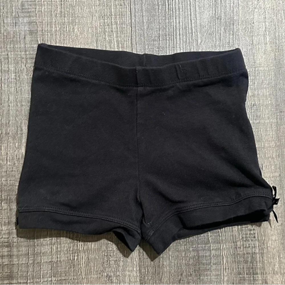💞 Little Girls Size XS / 4 Black Knit Shorts with Bows