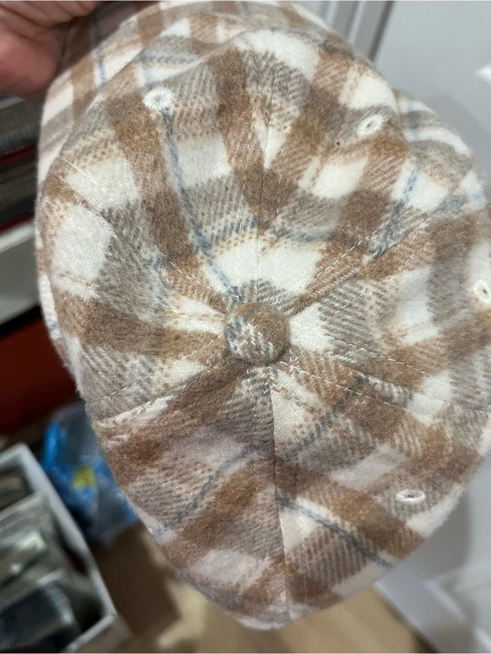 Old Navy One Size fits Most Wool Blend Plaid Cap in Cream and Brown