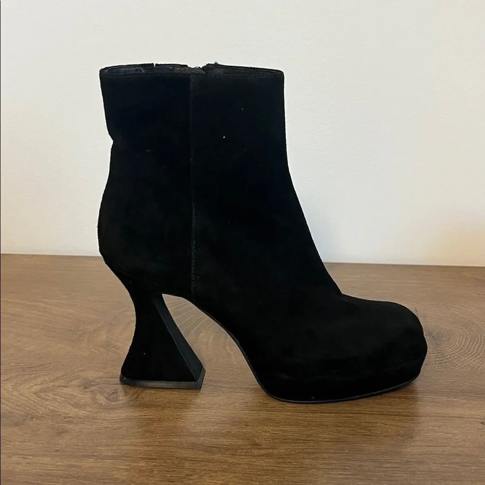 Jeffrey Campbell nwob fast