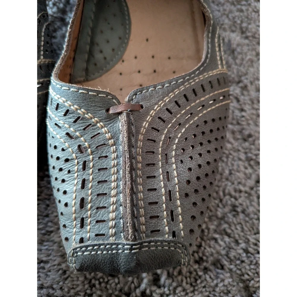 PIKOLINOS design stitched two