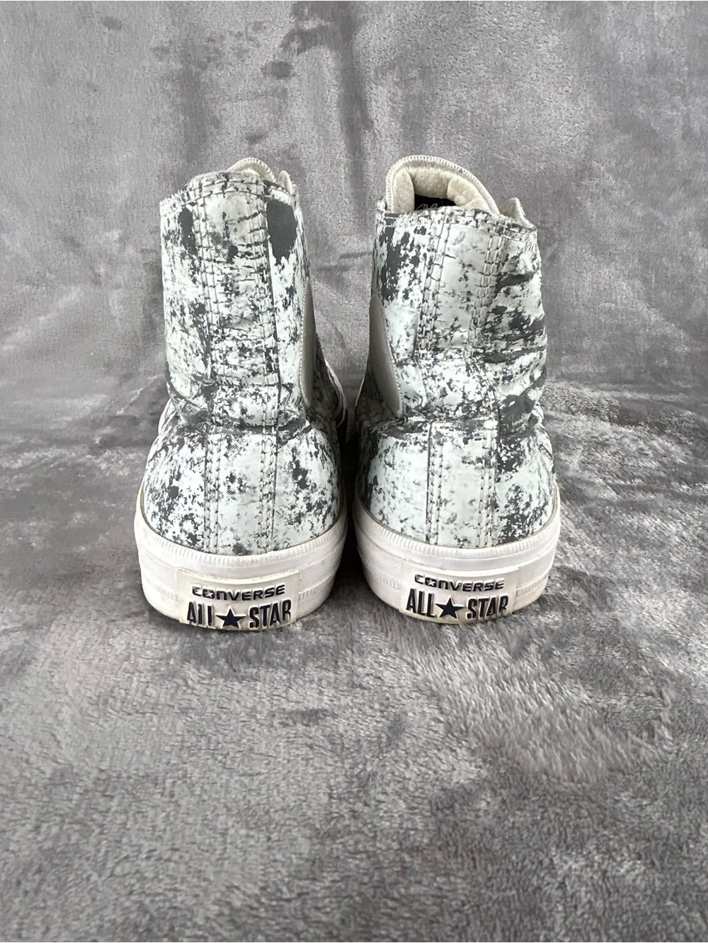 Converse high top