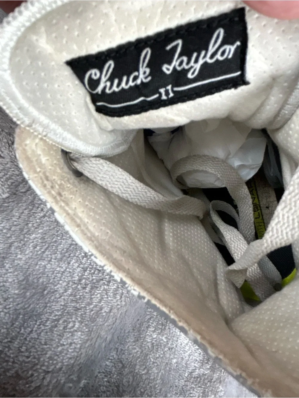 Converse high top