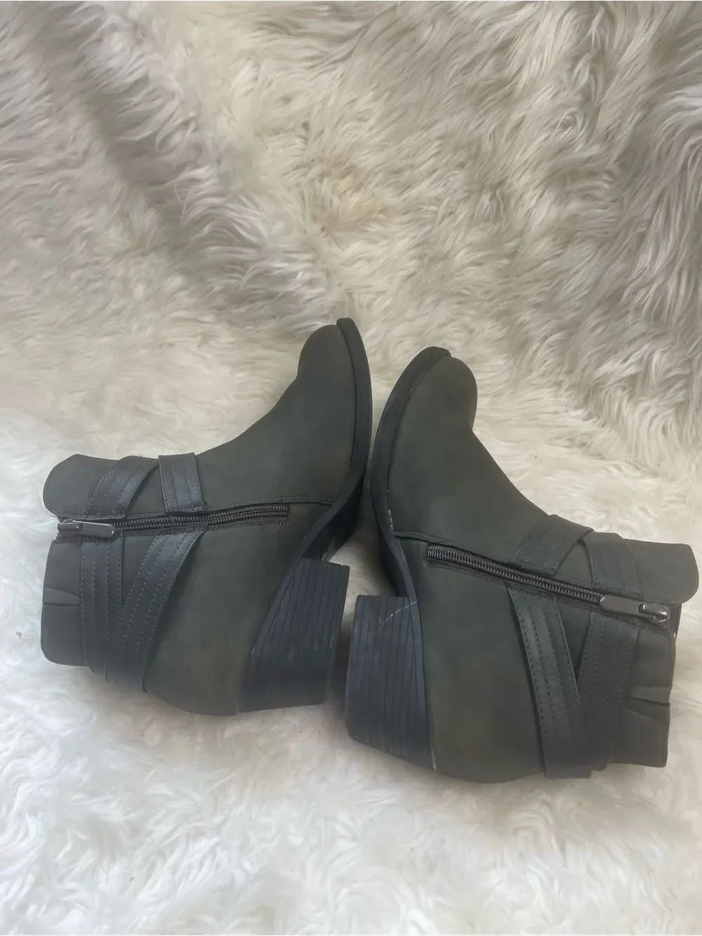 torrid synthetic gray