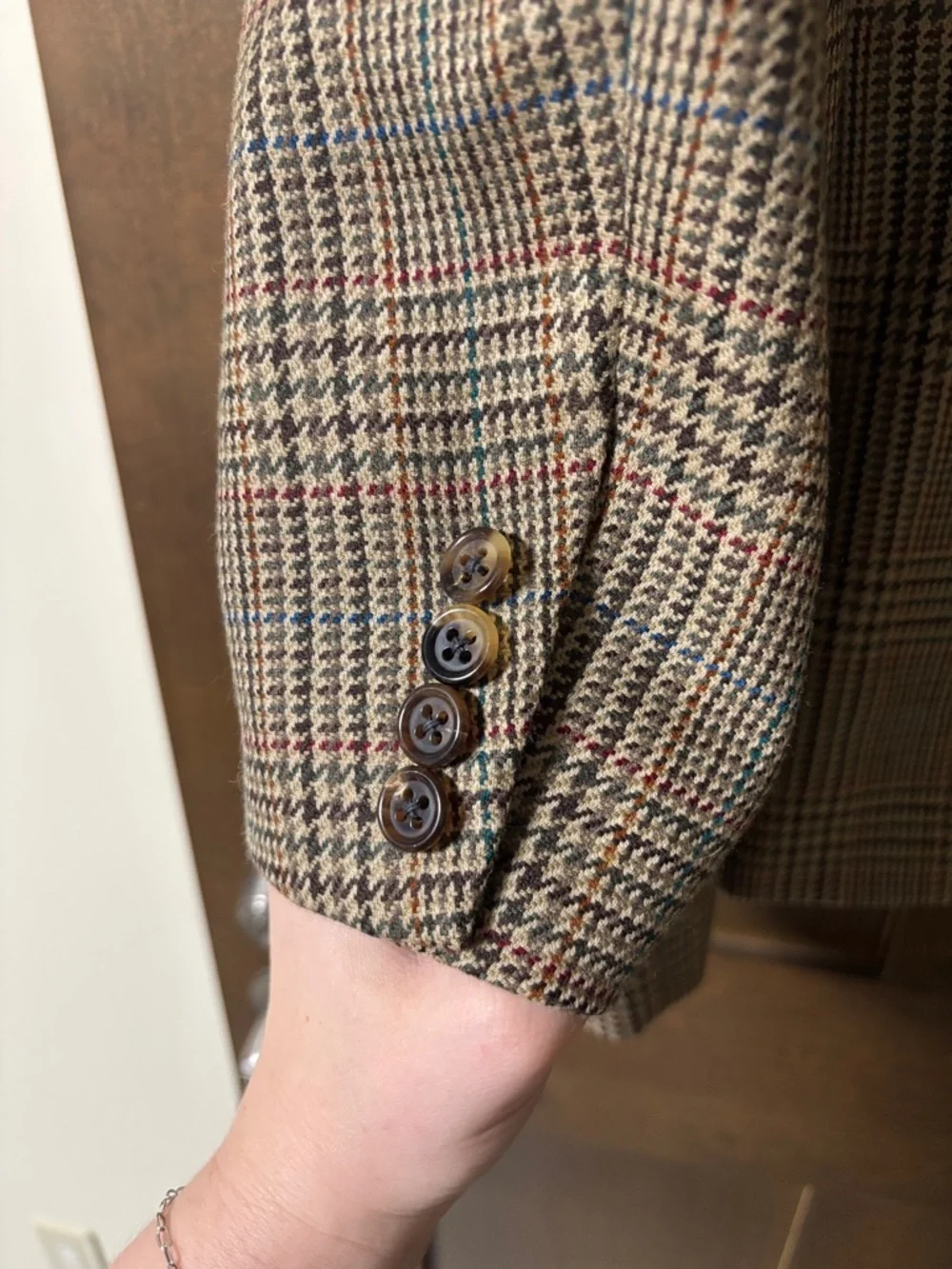 Donna Karan tone versatile