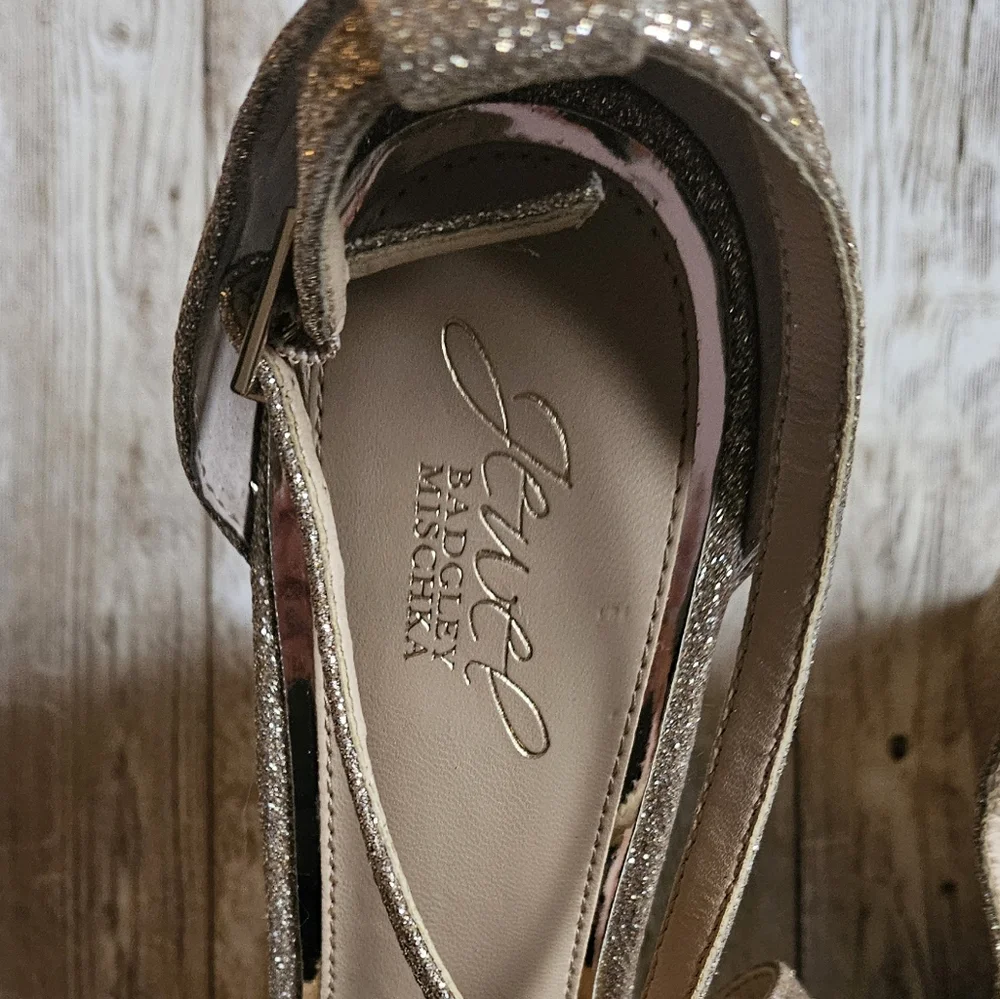 Badgley Mischka offering up