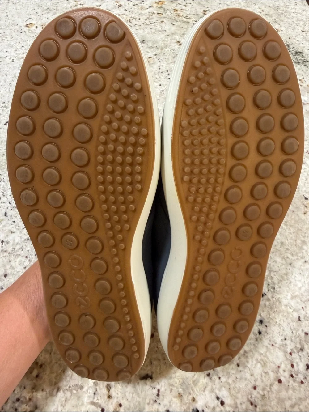 ECCO Men's Soft 7 Step In Slip On Sneakers
