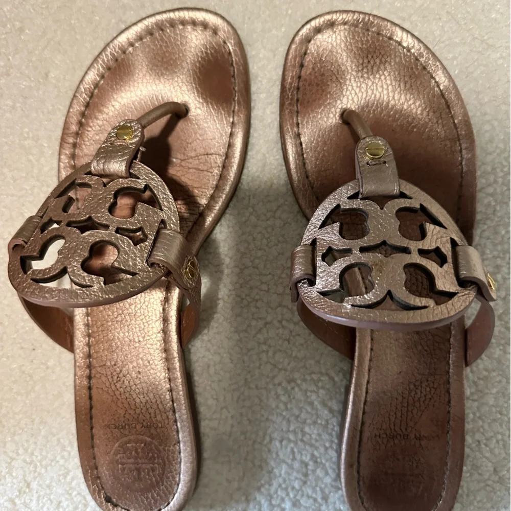 Tory Burch iconic tory