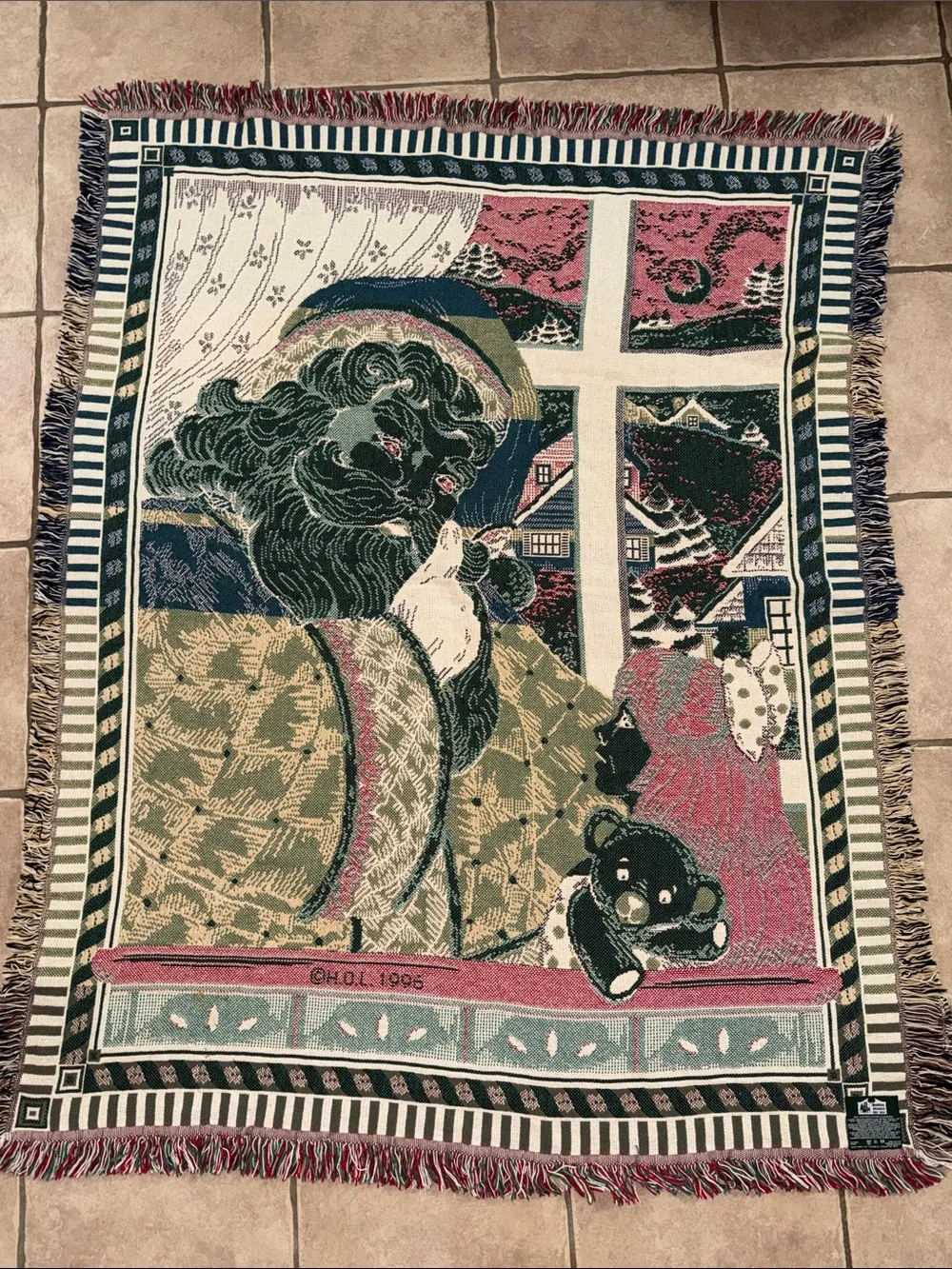 Goodwin Weavers Vintage Festive Santa Holiday Throw Blanket - Red & Green