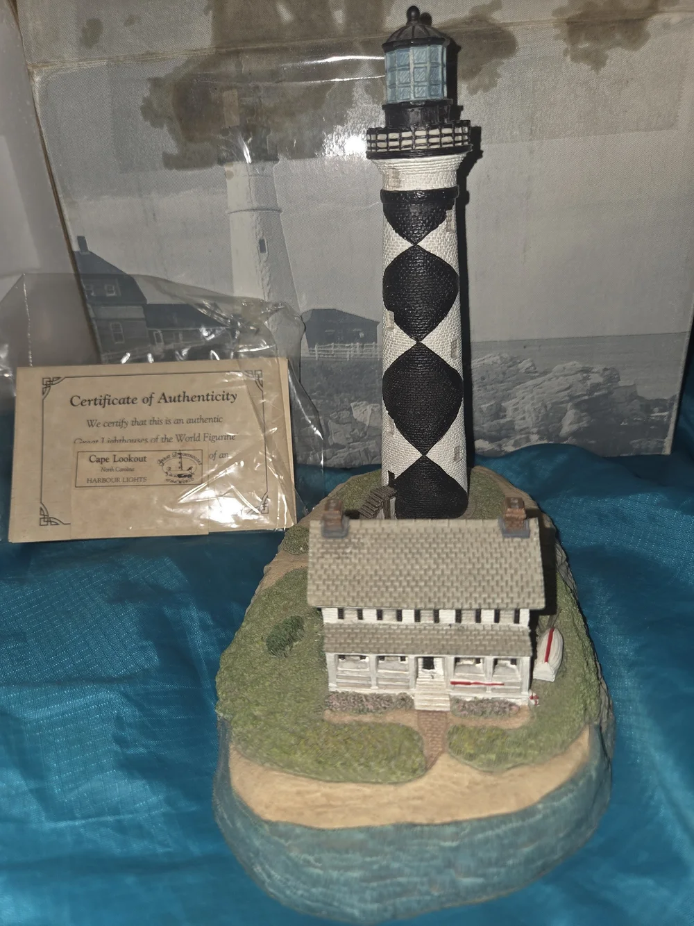 harbour lights cape lookout