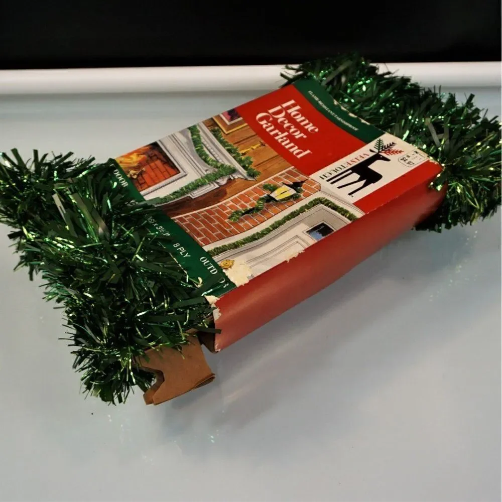 Vintage Home Decor Garland VELVET TOUCH 15ft Green Tinsel Christmas Indoor Outdo