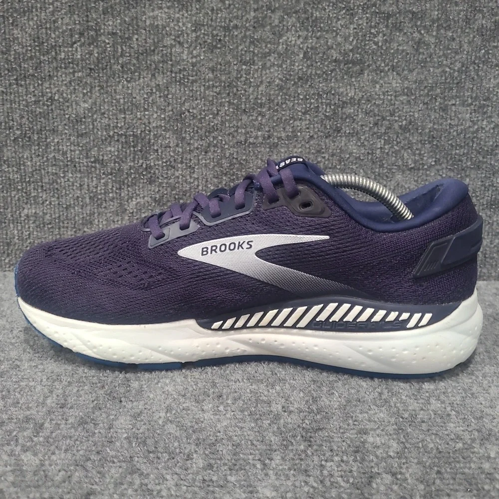 Brooks mens beast