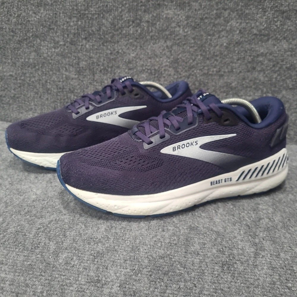 Brooks mens beast