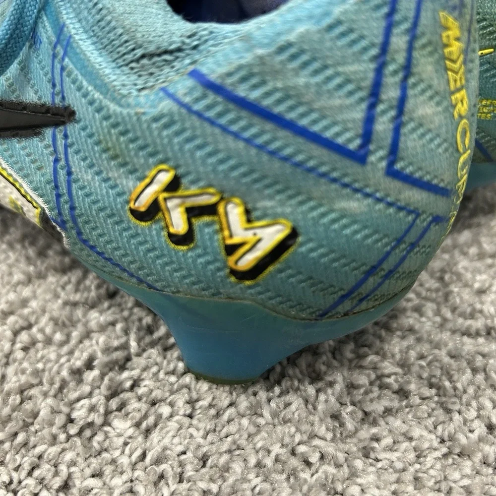 Nike product pair