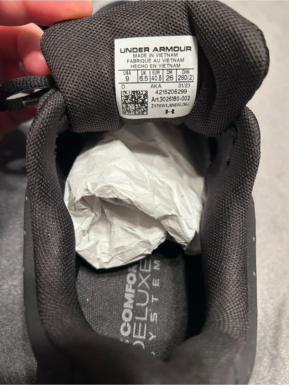 Under Armour sleek black