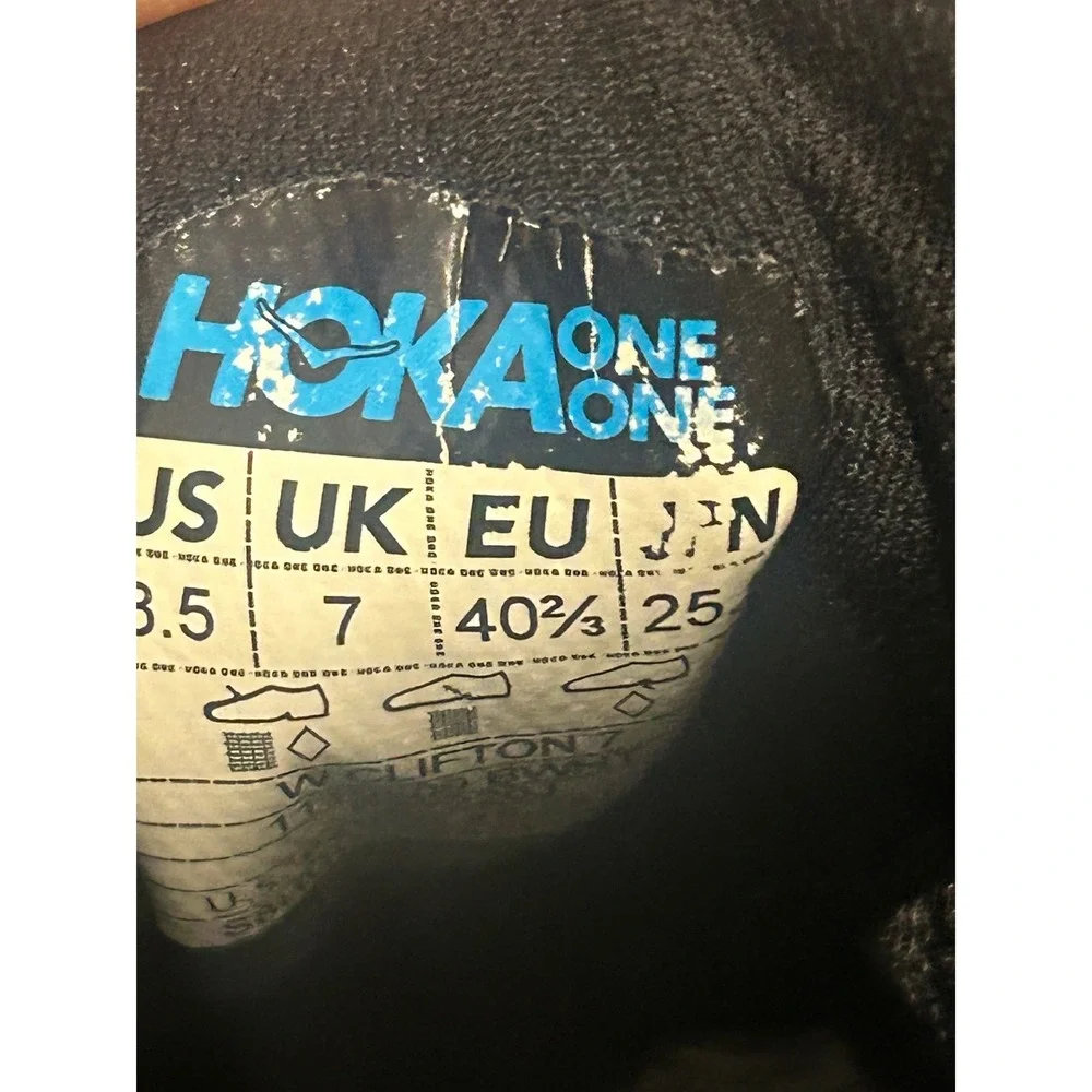 Hoka One One hoka one