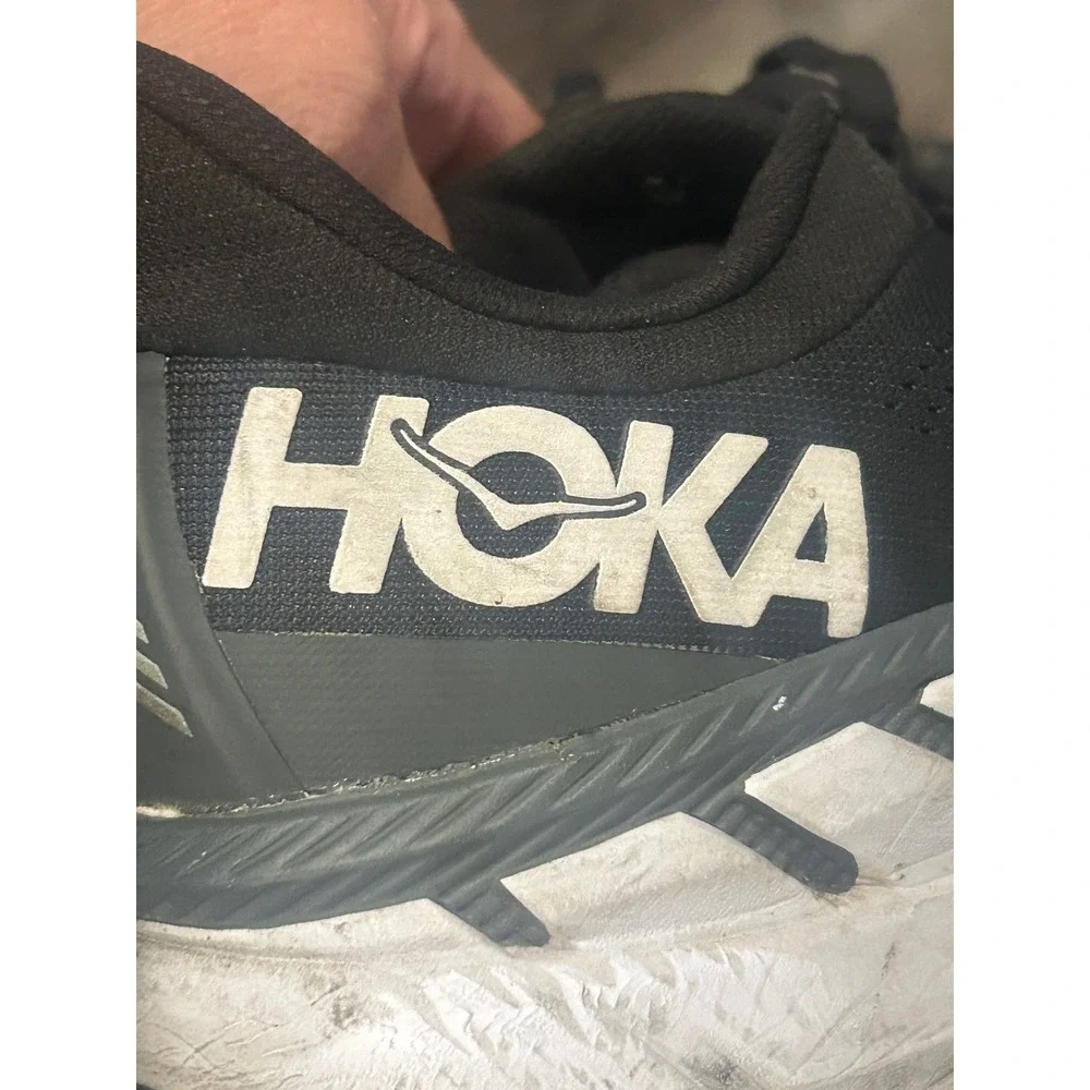 Hoka One One hoka one