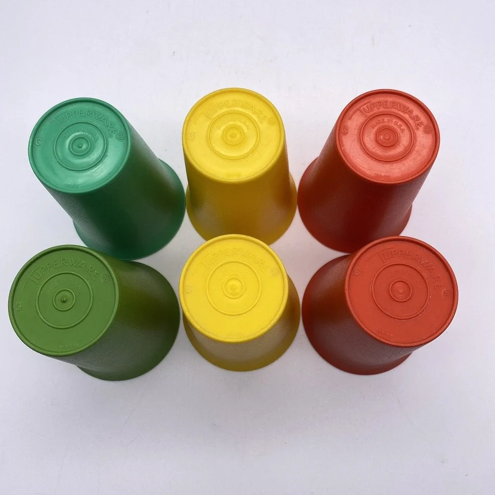 Tupperware vintage cups