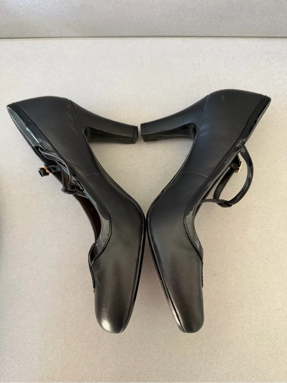 Gianni Bini features elegant occasions