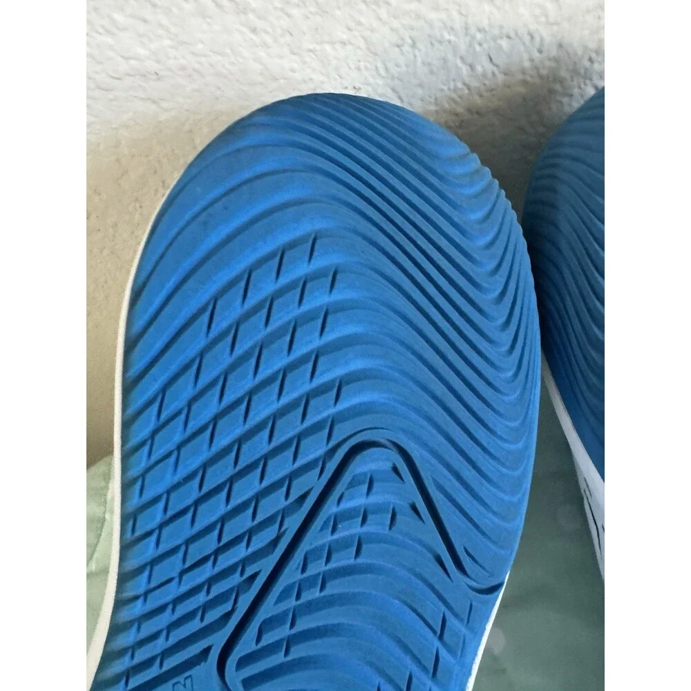 New Balance Men’s Lace-Up Athletic Sneakers White/Blue Rubber 2019  size 11