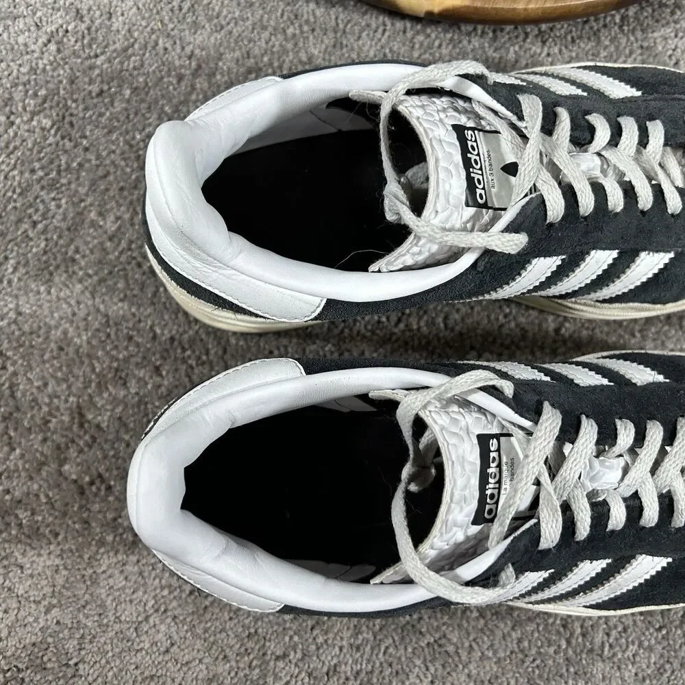 adidas sneakers ensures