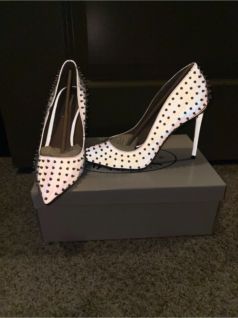 Steve Madden bold pointed