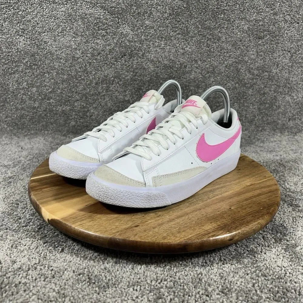 Nike court legacy