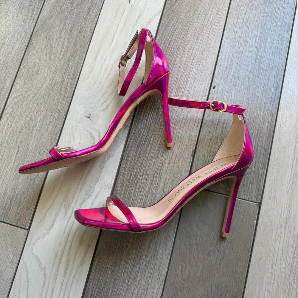 Stuart Weitzman glossy slim fashion