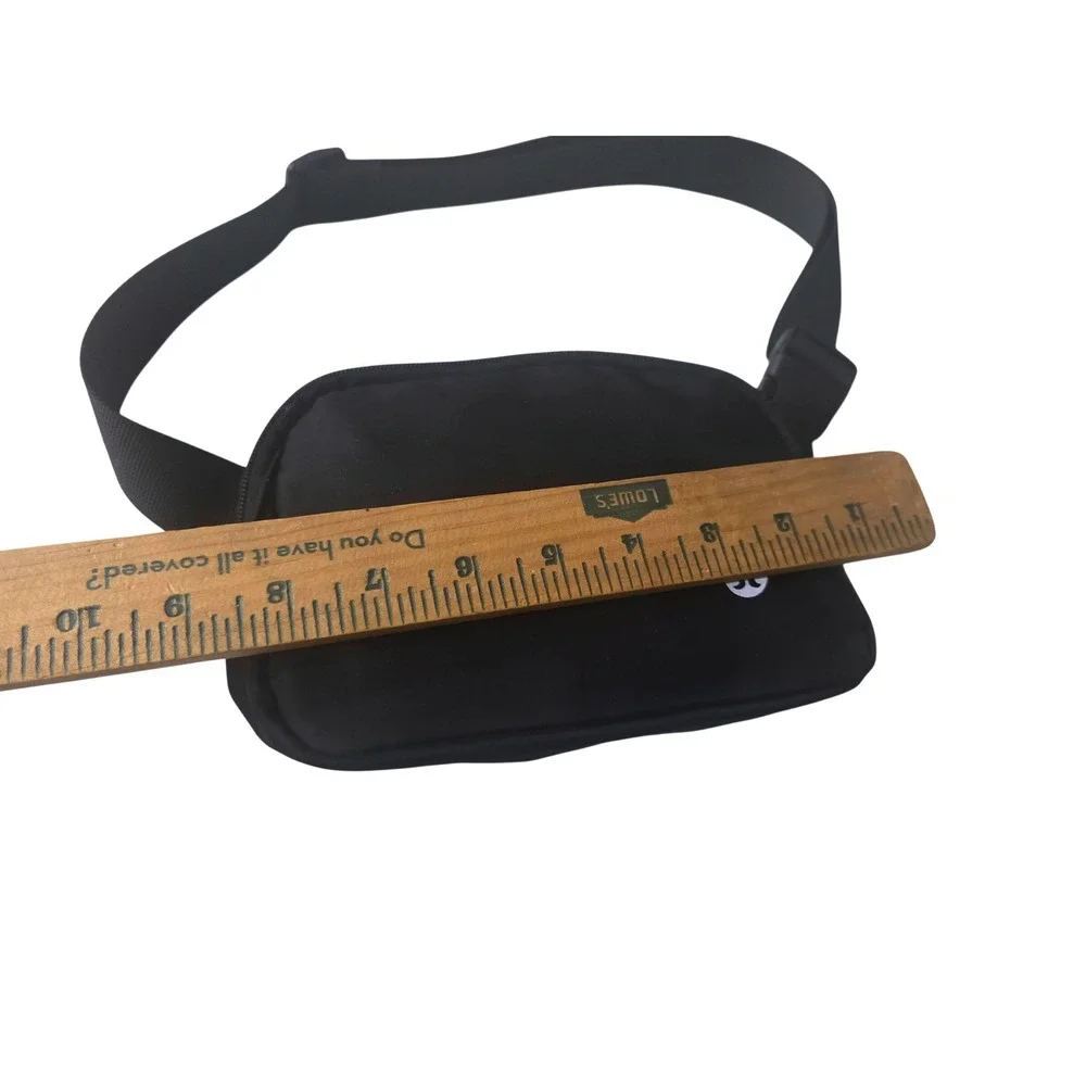 Lululemon Everywhere Belt Bag Black Adjustable Strap Crossbody Fanny Pack 1L