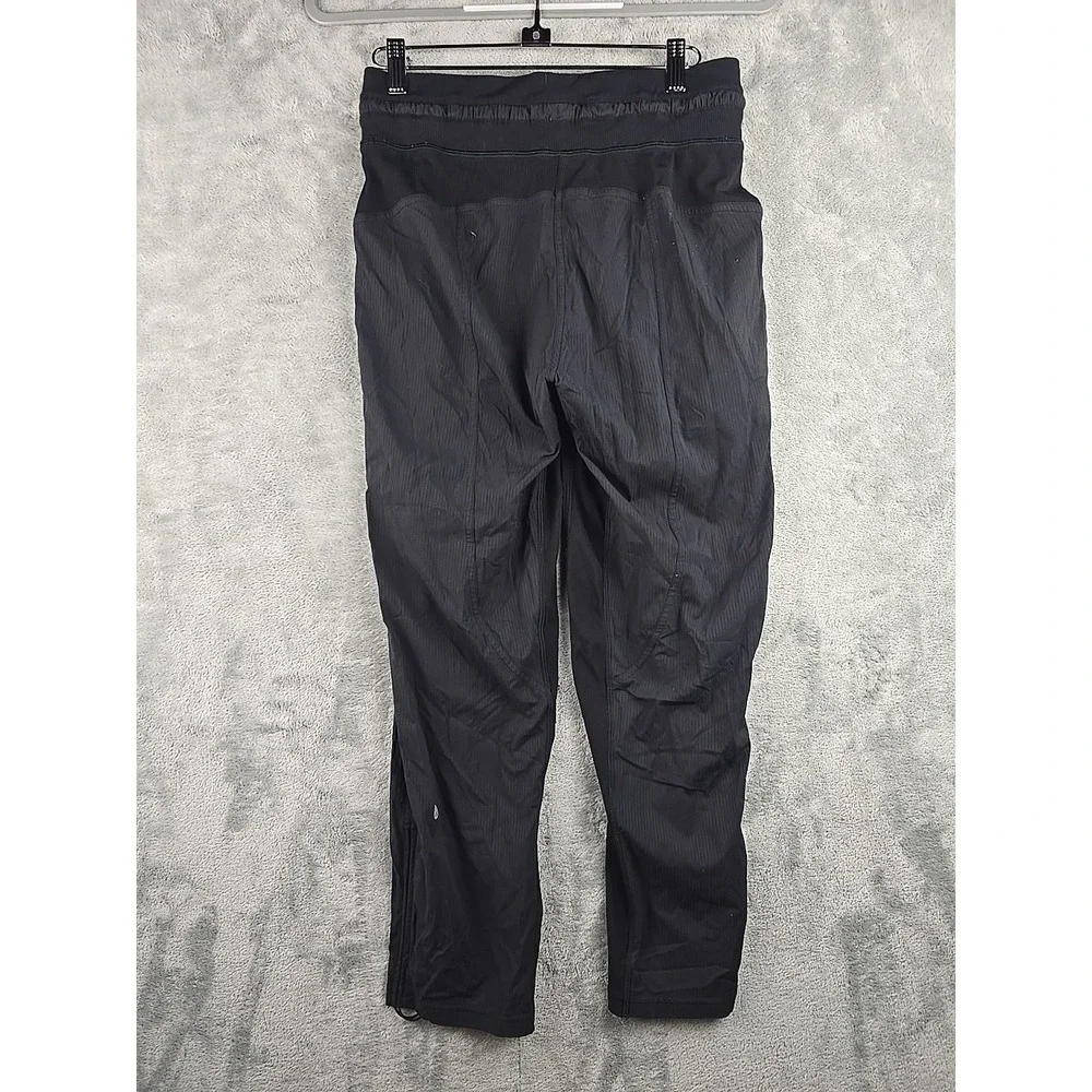 Lululemon Dance Studio‎ Crop Pants Womens Size 4 Black 25
