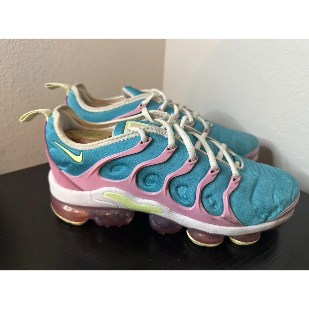 Nike pre owned