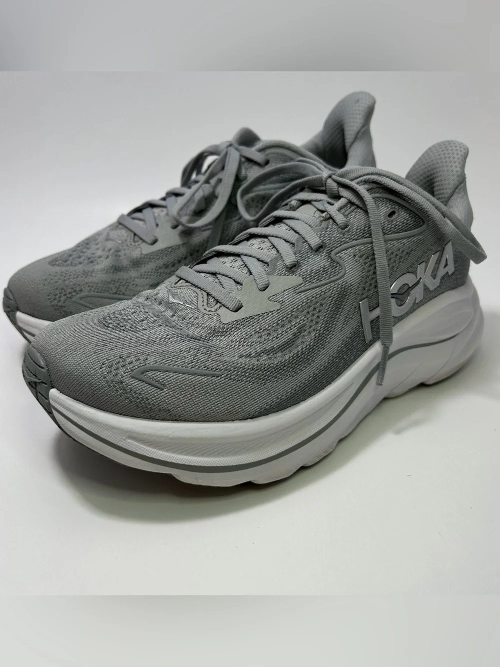 Hoka One One HOKA Clifton 10 Women’s 8.5 Grey Running Sneaker Shoes