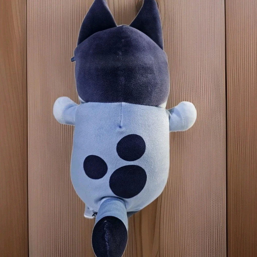 Squishmallows bluey hug