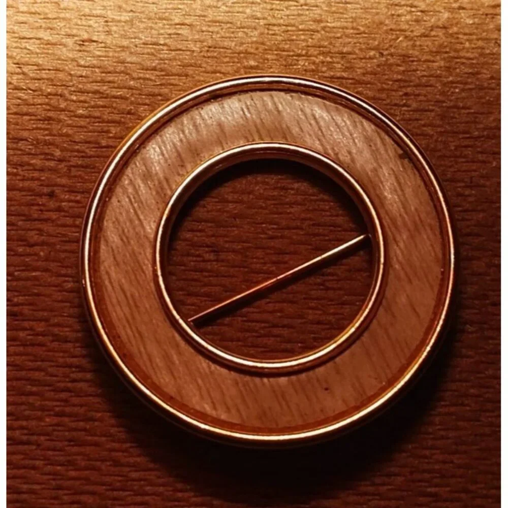 Round Gold-Tone Vintage Brooch Pin With Open Circle Design
