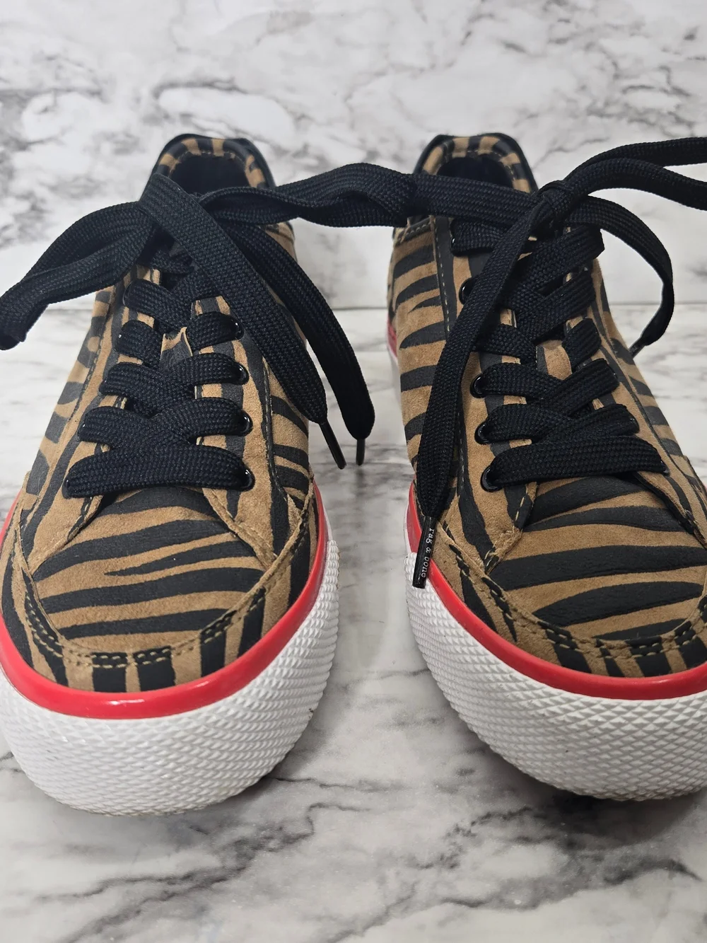 rag & bone trim accent check