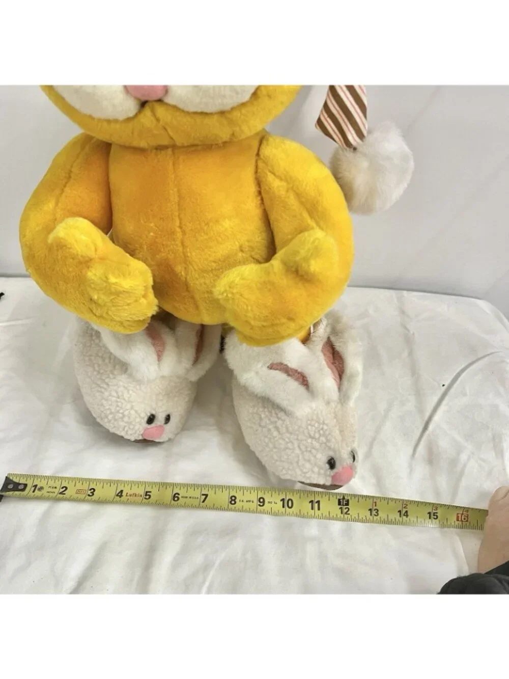 Paws inc rips good inches