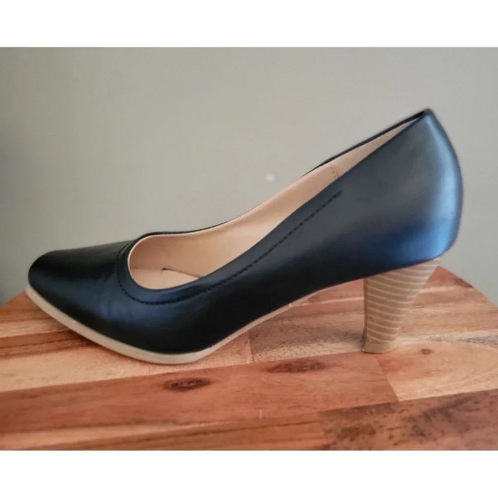 Journee‎ Collection High Heels 8.5 Classic Pumps Black Faux Leather Slip On