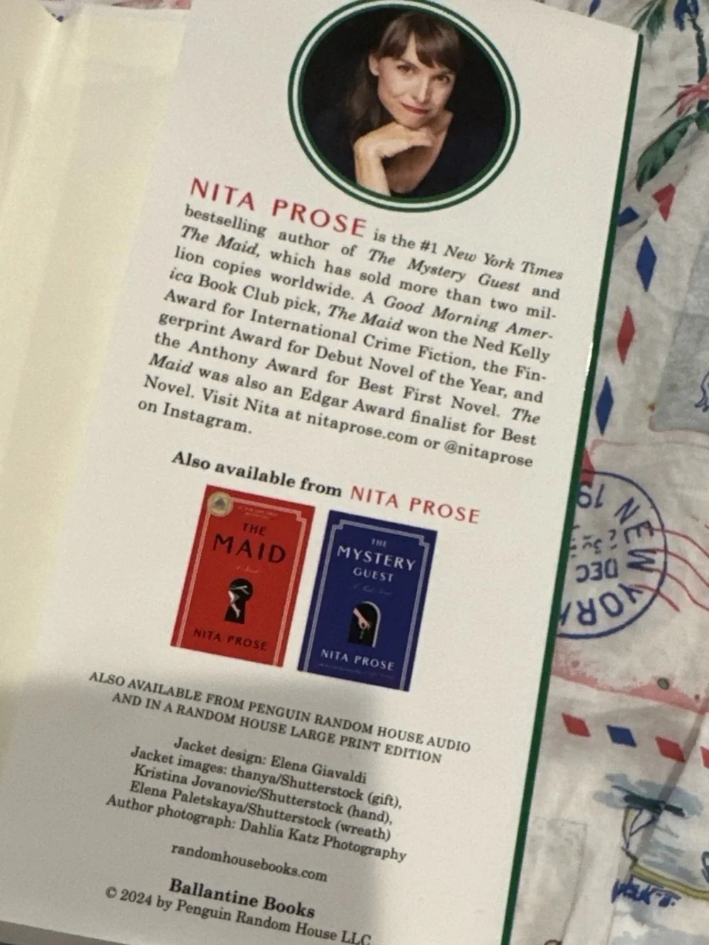 Nita Prose The Mistletoe Mystery Molly the Maid Novella HC 2024 Dust Jacket