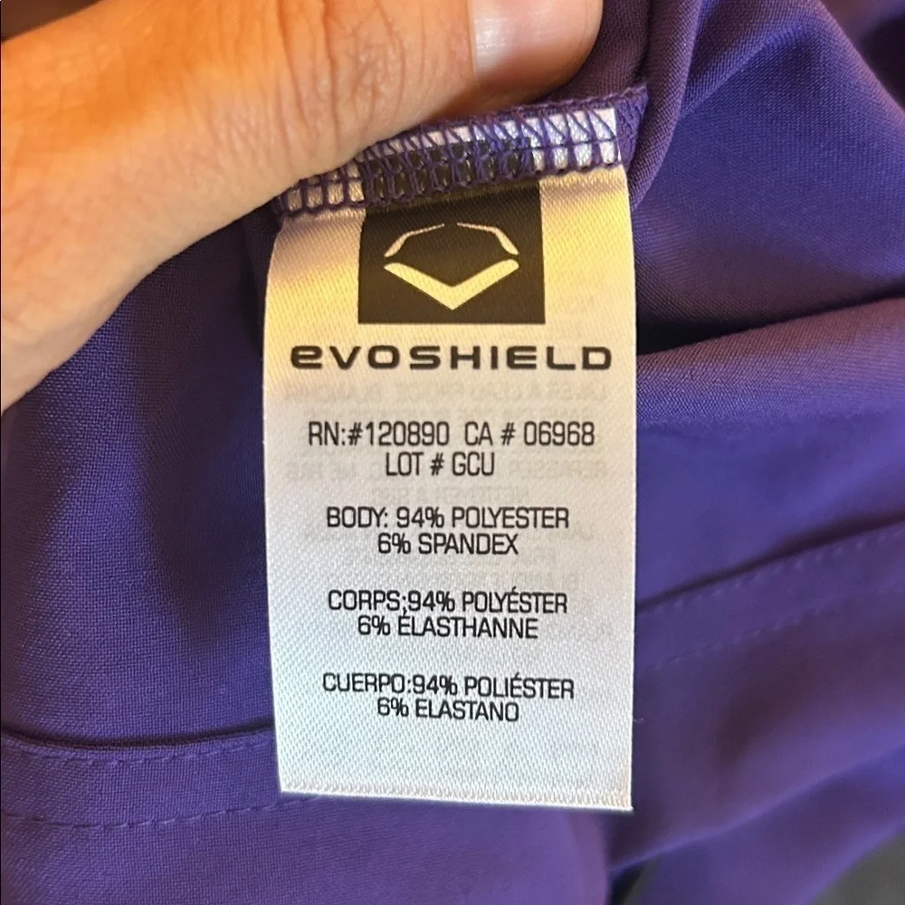 Evoshield features black evoshielf