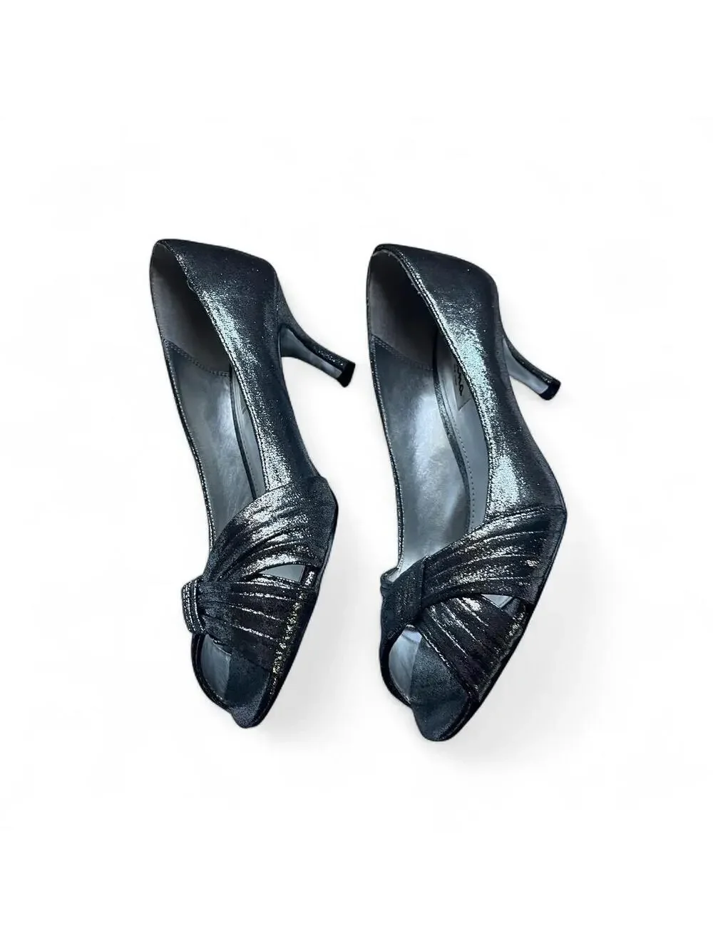 Nina women’s formal knot