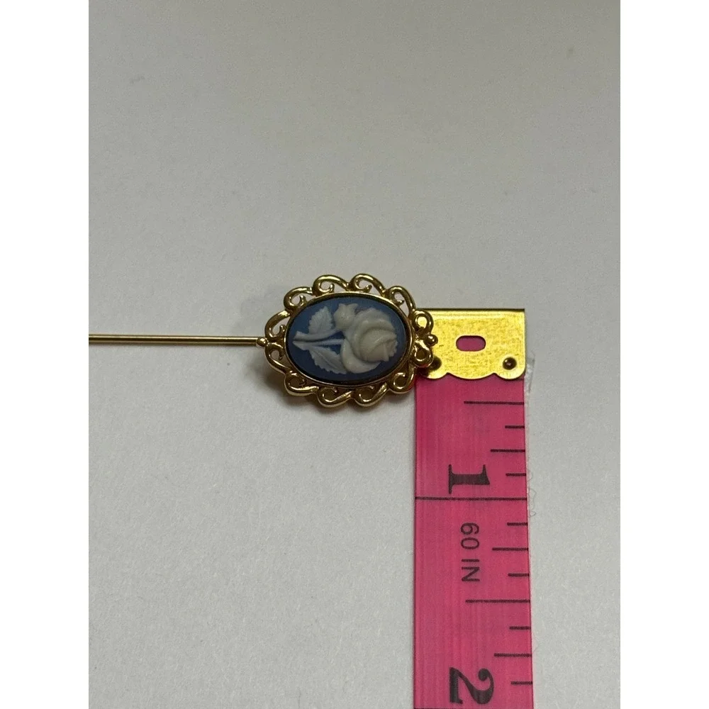 Monet Vintage Gold Tone Blue White Rose‎ Cameo Stick Pin Brooch Floral Jewelry