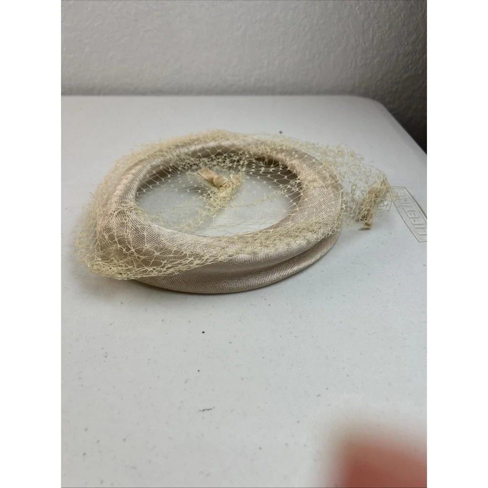 UNIONMADE vintage ivory