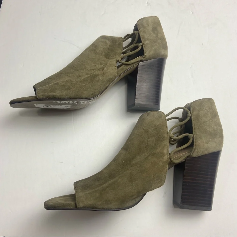 Tahari Women's Heels Green ankle Faux‎ suede Peep toe Slip on booties size 10