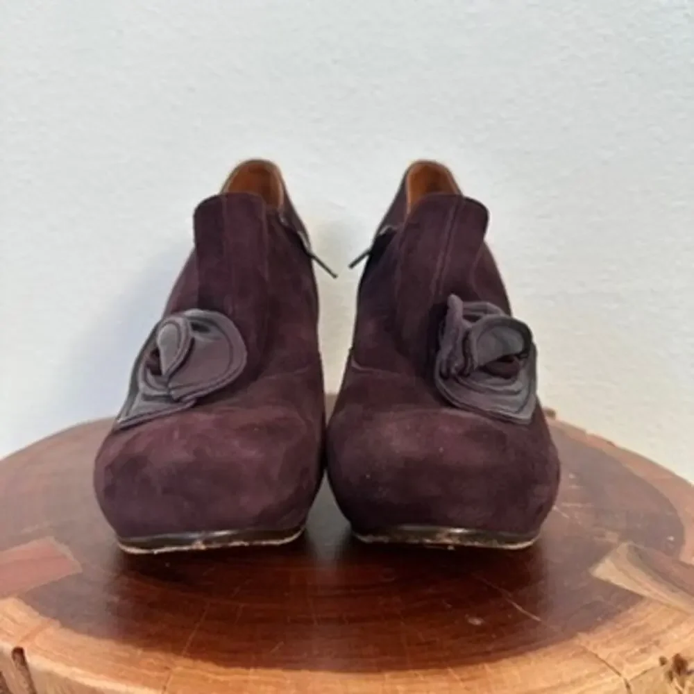 Chie Mihara Suede Leather Heeled‎ Shoes - Size 37