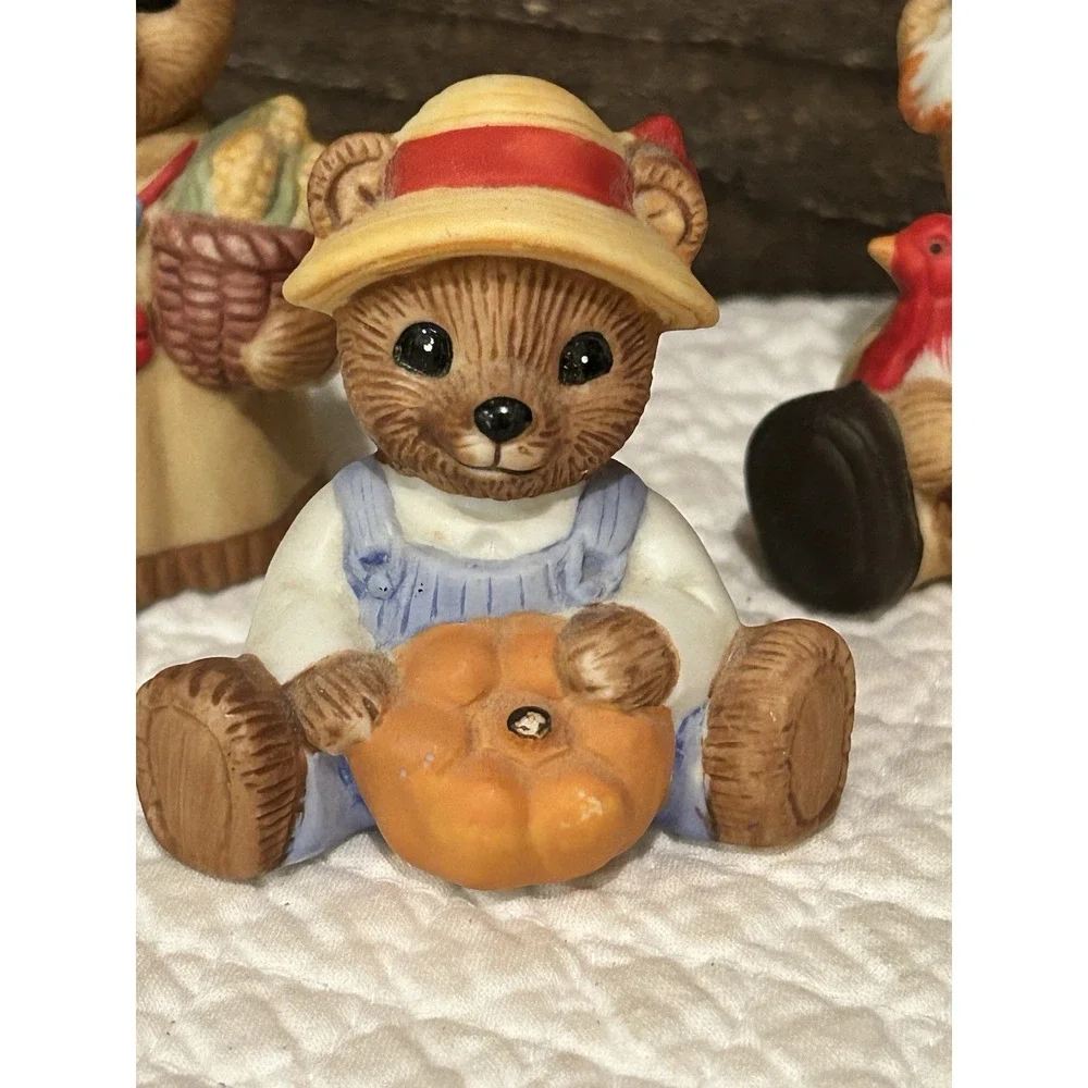 Homco Thanksgiving Bear Lot Of 3‎ Porcelain Figurines Turkey Hunter Corn Fish