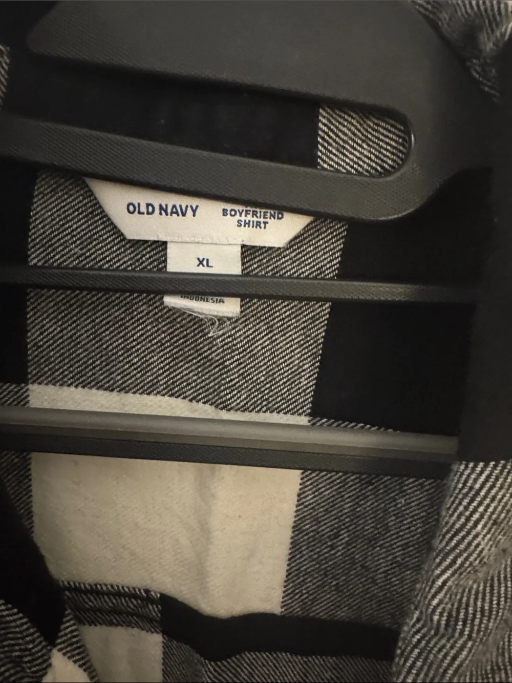 Old Navy Black & White Buffalo Check Button-Down Shirt