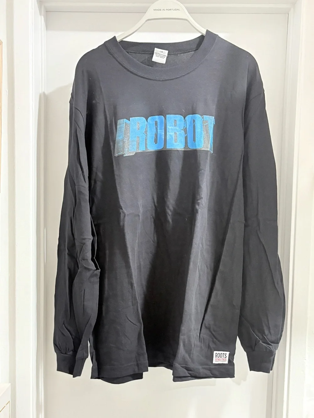 Roots Black Long-Sleeve Tee with Blue 