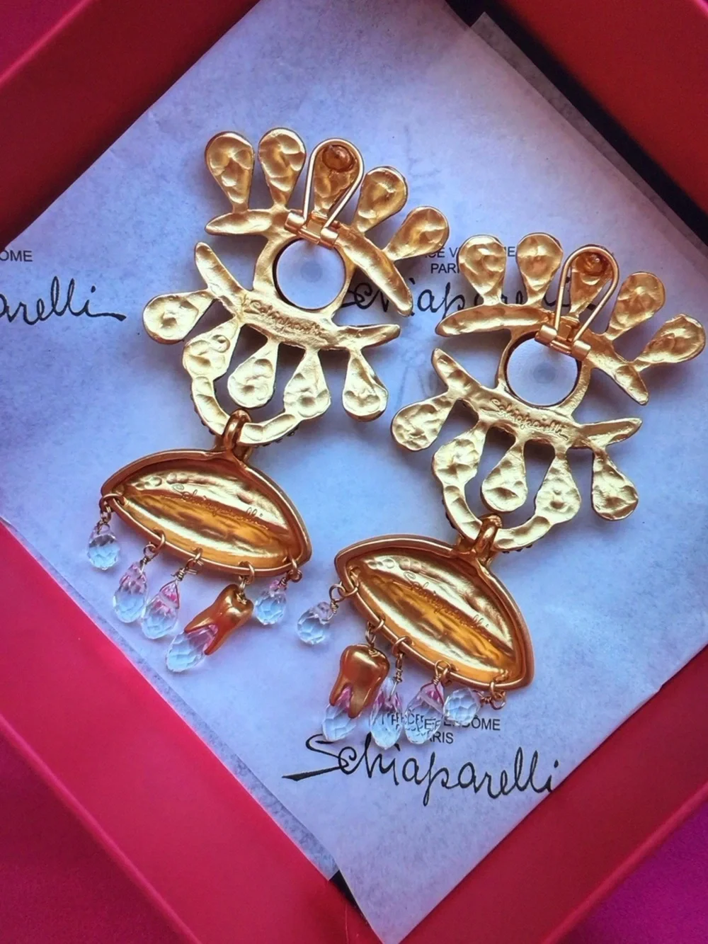 Schiaparelli striking gold